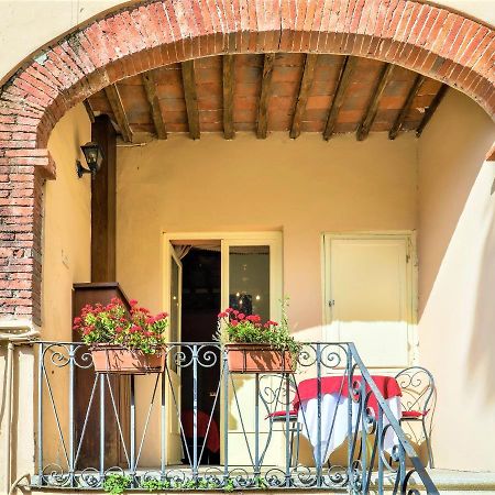 Antica Residenza Santa Chiara -City Center Lucca Eksteriør billede