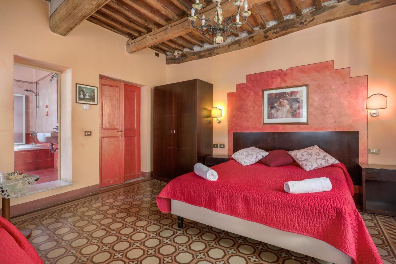 Antica Residenza Santa Chiara -City Center Lucca Eksteriør billede