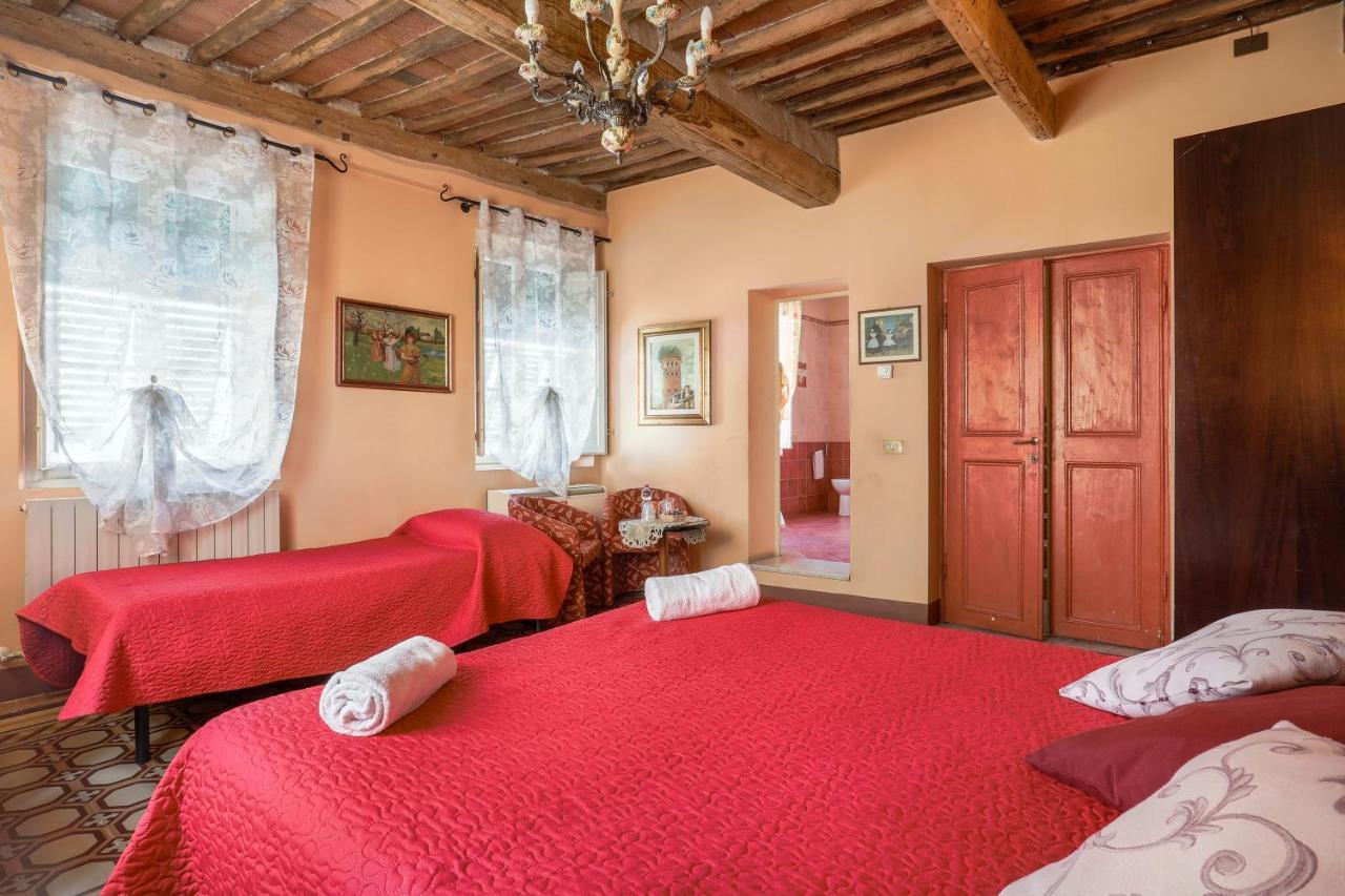 Antica Residenza Santa Chiara -City Center Lucca Eksteriør billede