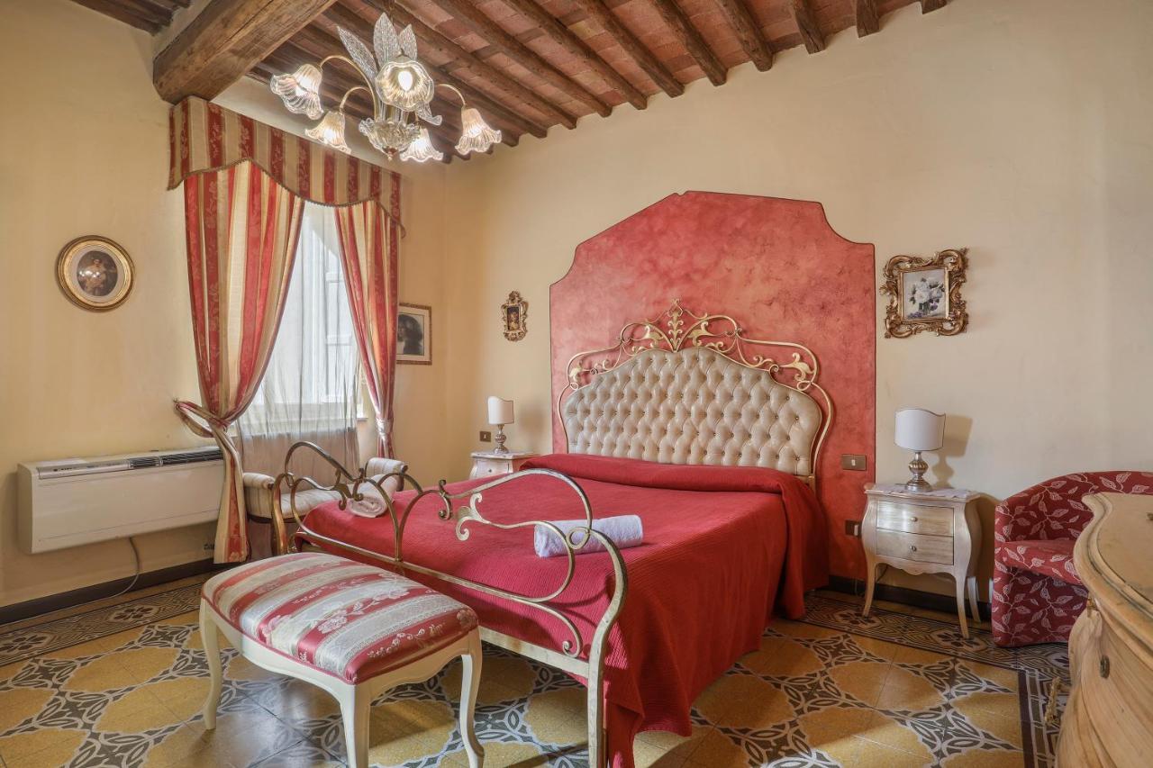 Antica Residenza Santa Chiara -City Center Lucca Eksteriør billede