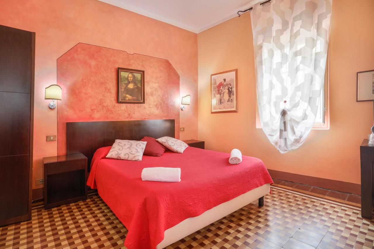 Antica Residenza Santa Chiara -City Center Hotel Lucca Eksteriør billede